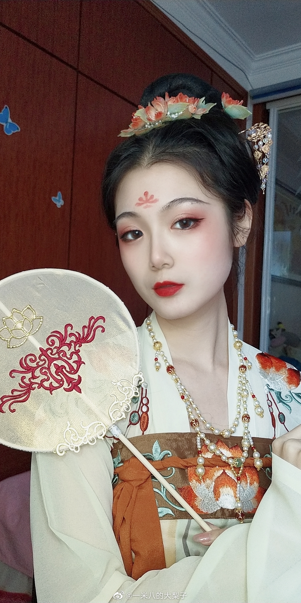图片[2]-一米八大梨子的《海洋球》，深度探讨美女的春日传奇-爱看兔