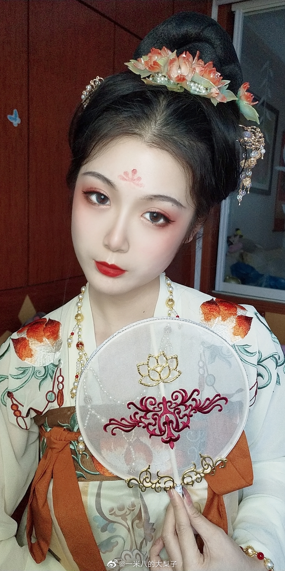 图片[4]-一米八大梨子的《海洋球》，深度探讨美女的春日传奇-爱看兔
