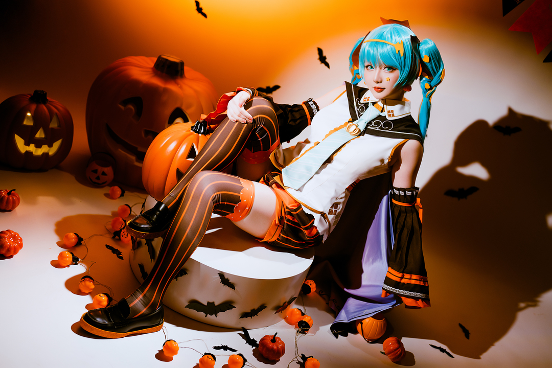 星之迟迟《万圣节MIKU》超级可爱，梦幻装扮吸睛无数-爱看兔